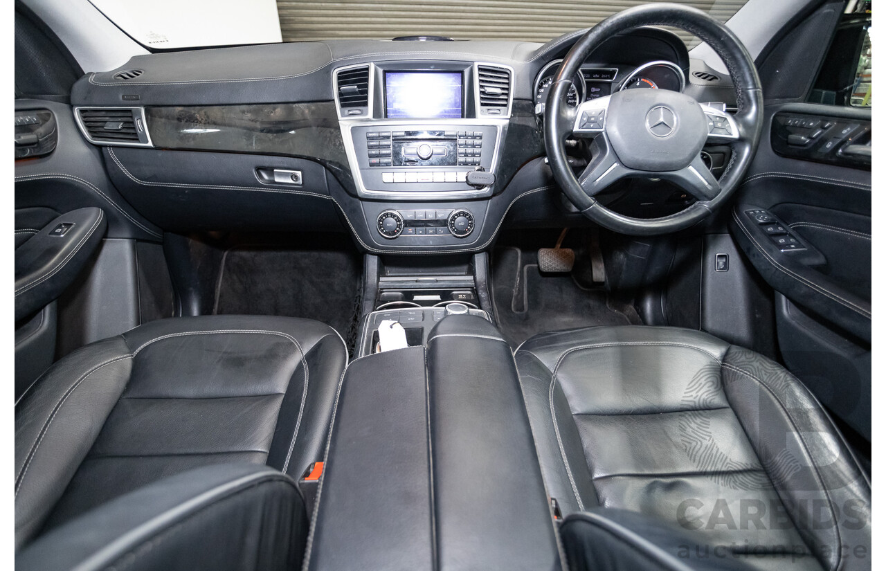 04/2012 Mercedes-Benz ML350 AMG Pack CDI Bluetec (4x4) 166 4d Wagon Obsidian Black Metallic Turbo Diesel 3.0L
