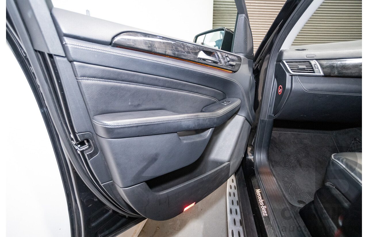 04/2012 Mercedes-Benz ML350 AMG Pack CDI Bluetec (4x4) 166 4d Wagon Obsidian Black Metallic Turbo Diesel 3.0L