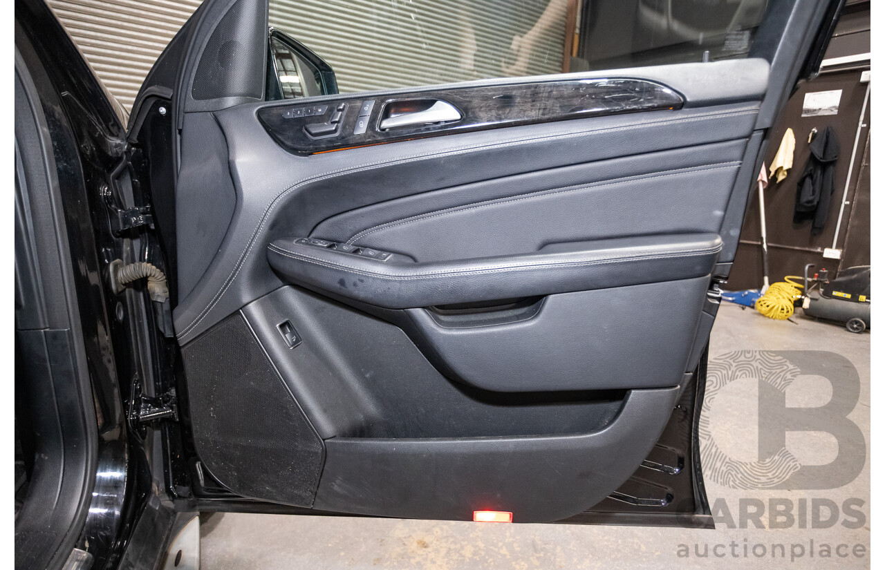 04/2012 Mercedes-Benz ML350 AMG Pack CDI Bluetec (4x4) 166 4d Wagon Obsidian Black Metallic Turbo Diesel 3.0L