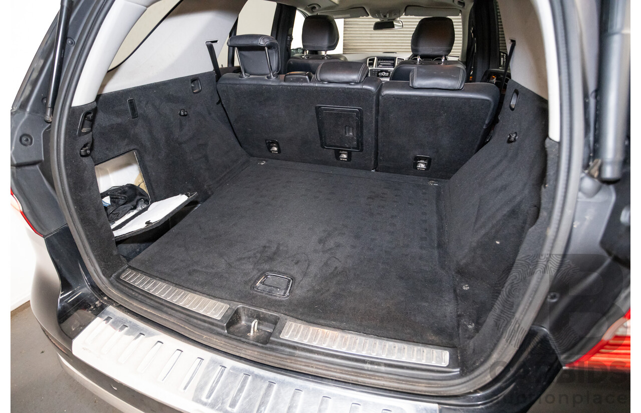 04/2012 Mercedes-Benz ML350 AMG Pack CDI Bluetec (4x4) 166 4d Wagon Obsidian Black Metallic Turbo Diesel 3.0L