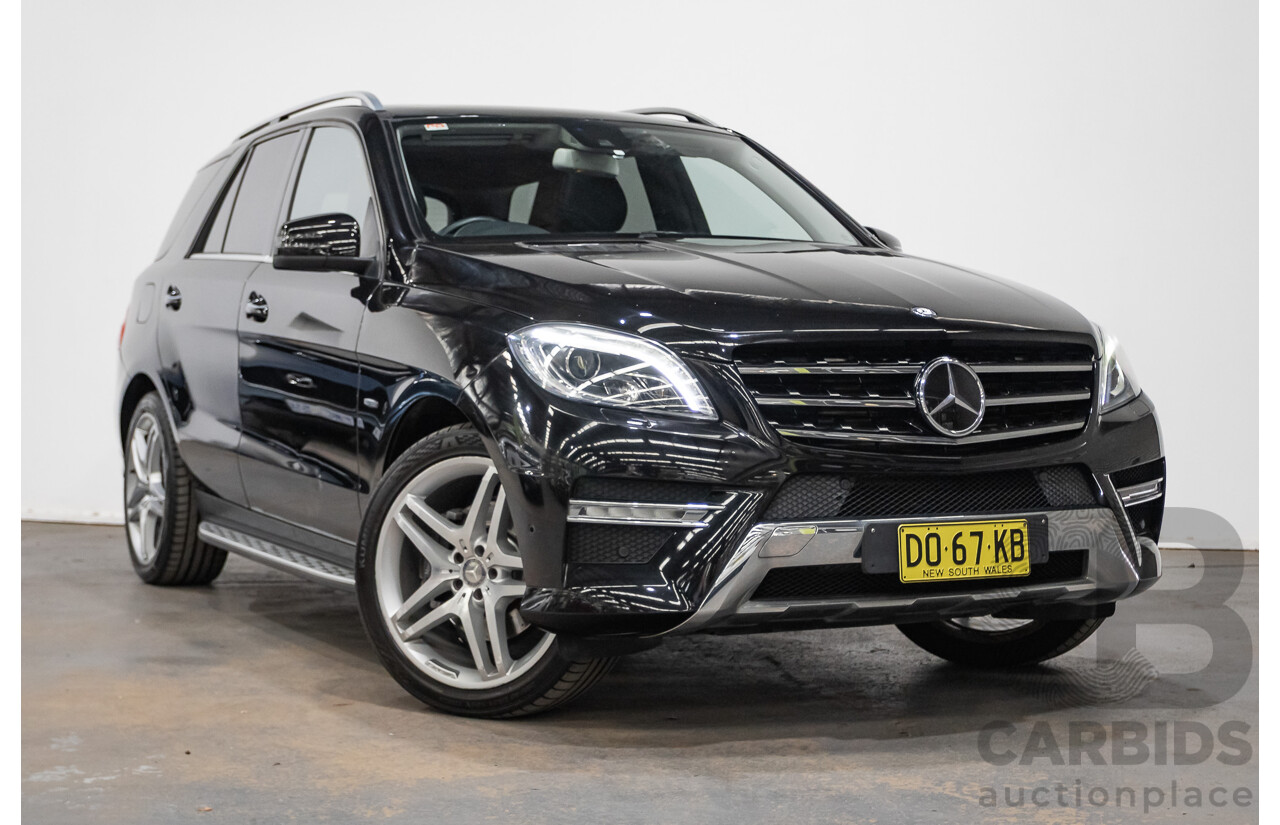 04/2012 Mercedes-Benz ML350 AMG Pack CDI Bluetec (4x4) 166 4d Wagon Obsidian Black Metallic Turbo Diesel 3.0L