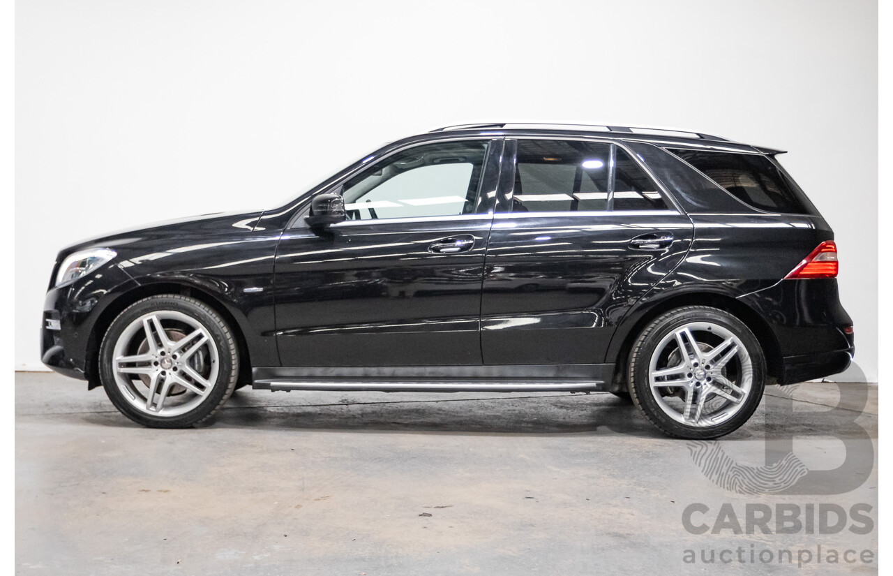 04/2012 Mercedes-Benz ML350 AMG Pack CDI Bluetec (4x4) 166 4d Wagon Obsidian Black Metallic Turbo Diesel 3.0L