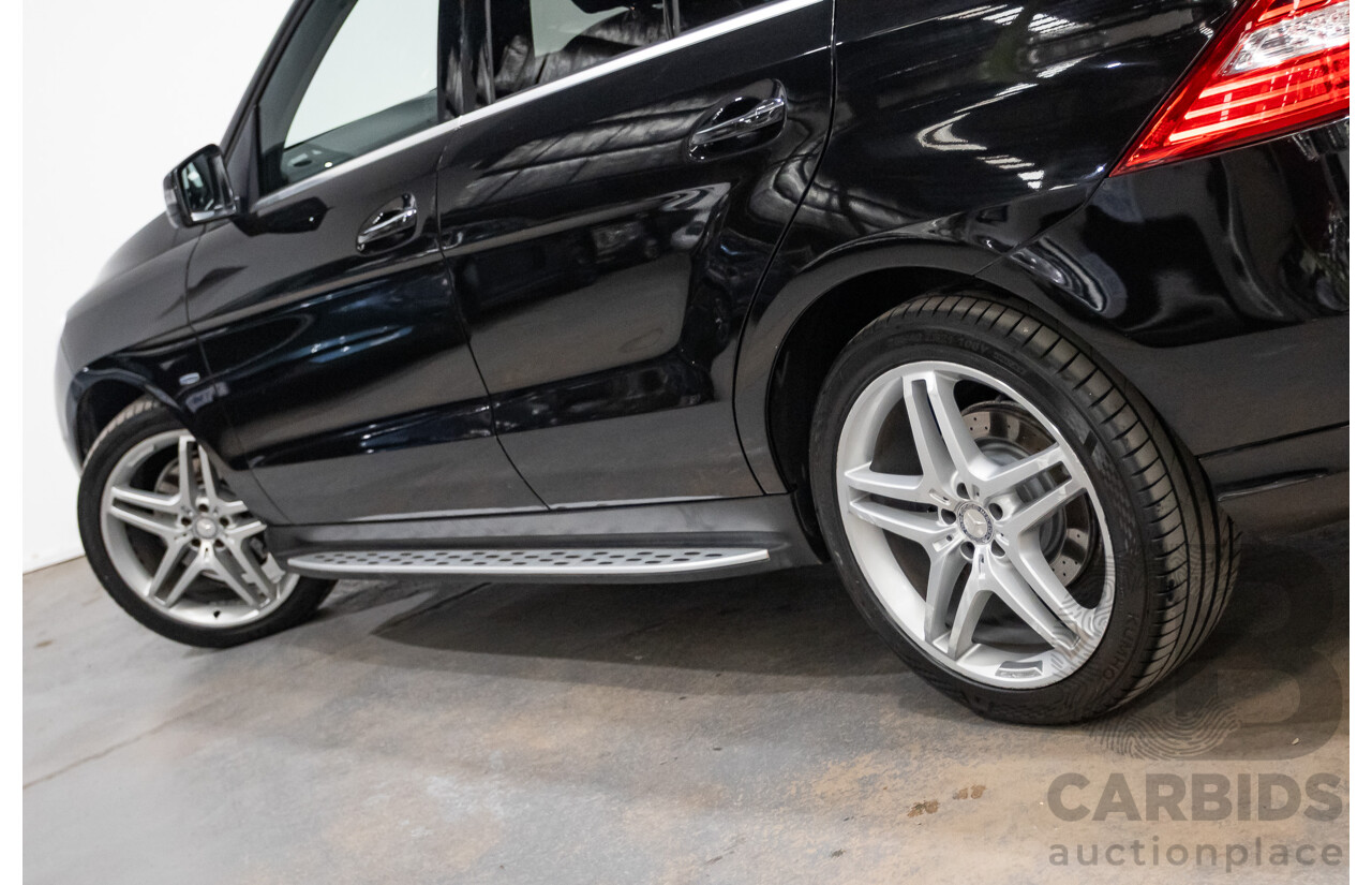 04/2012 Mercedes-Benz ML350 AMG Pack CDI Bluetec (4x4) 166 4d Wagon Obsidian Black Metallic Turbo Diesel 3.0L