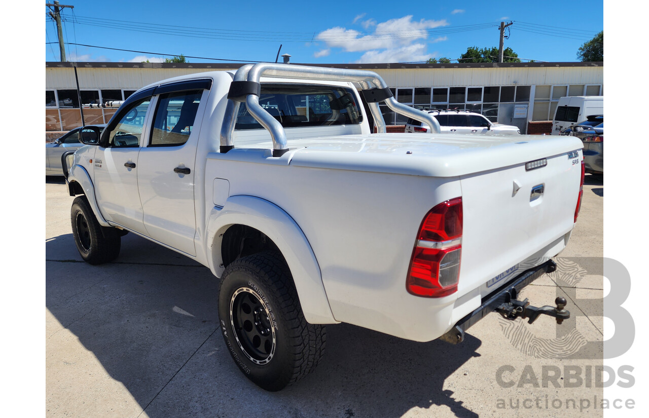 2/2012 Toyota Hilux SR5 (4x4) KUN26R MY12 Dual Cab P/Up White 3.0L