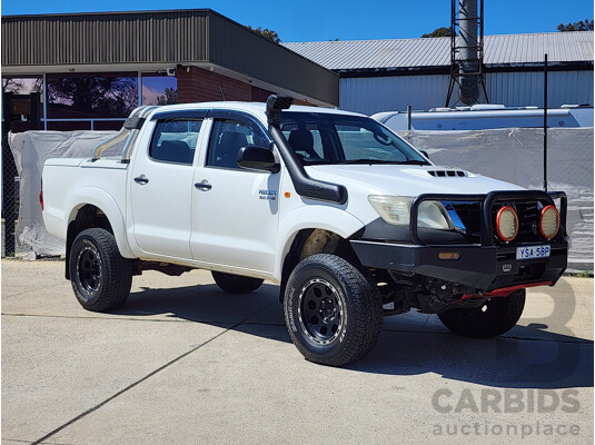 2/2012 Toyota Hilux SR5 (4x4) KUN26R MY12 Dual Cab P/Up White 3.0L