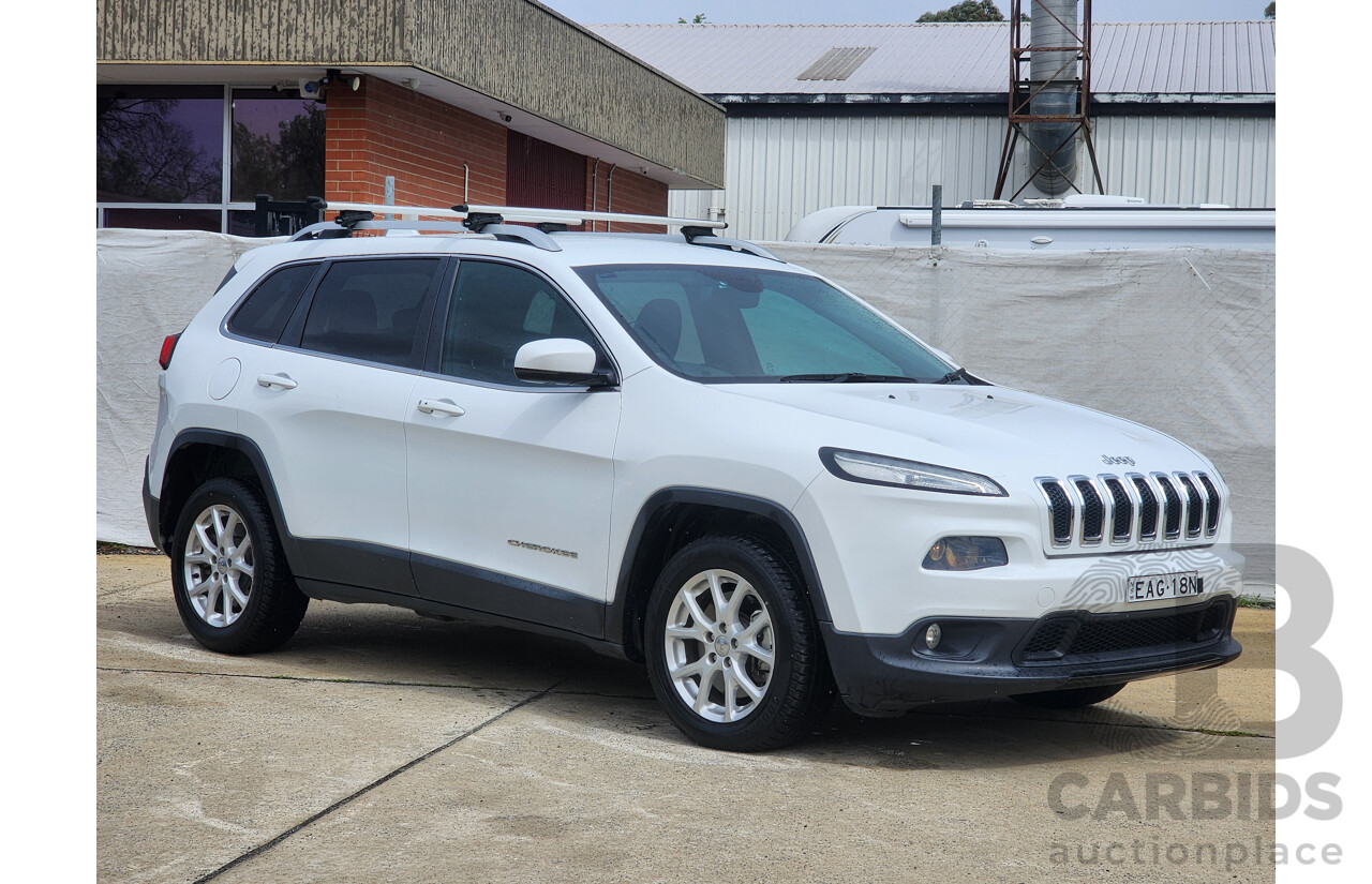 7/2014 Jeep Cherokee Longitude (4x4) KL 4d Wagon White 3.2L