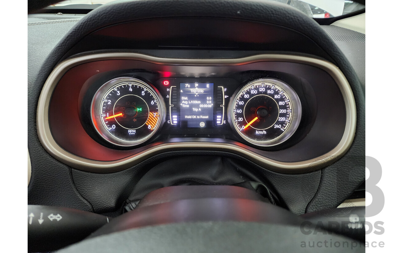 7/2014 Jeep Cherokee Longitude (4x4) KL 4d Wagon White 3.2L