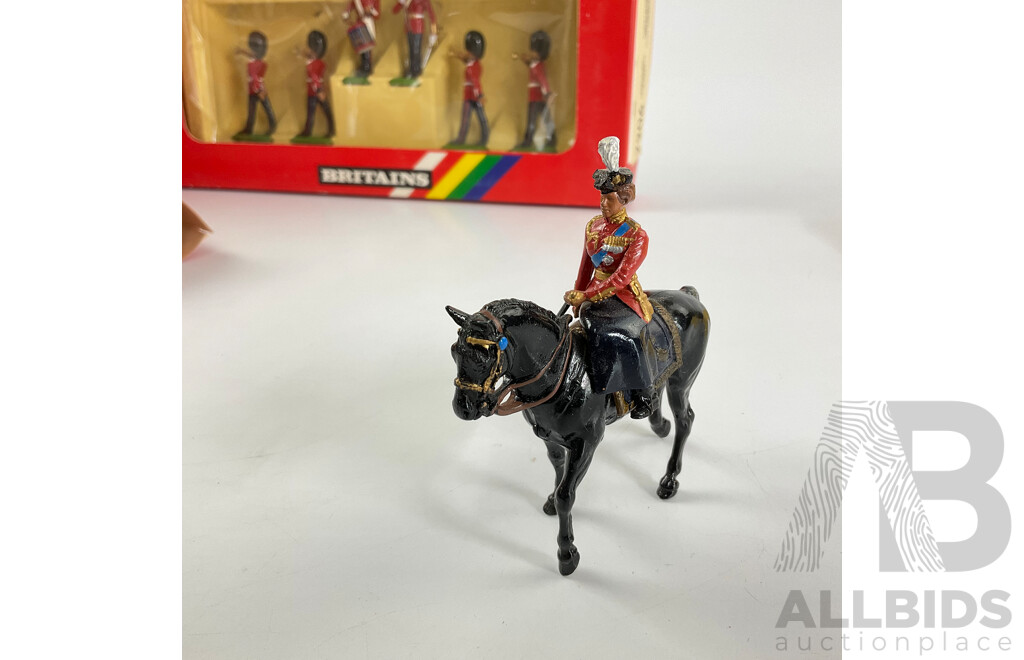 Vintage Boxed Britains Cast Lead Queen Elizabeth II and Life Guard Trumpeter on Horse Back with Scots Guards Drums and Bugles, Made in England - 1:32 Scale