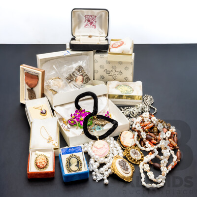Collection of Vintage Jewellery Including Avon Pieces, All Come in Original Presentation Boxes