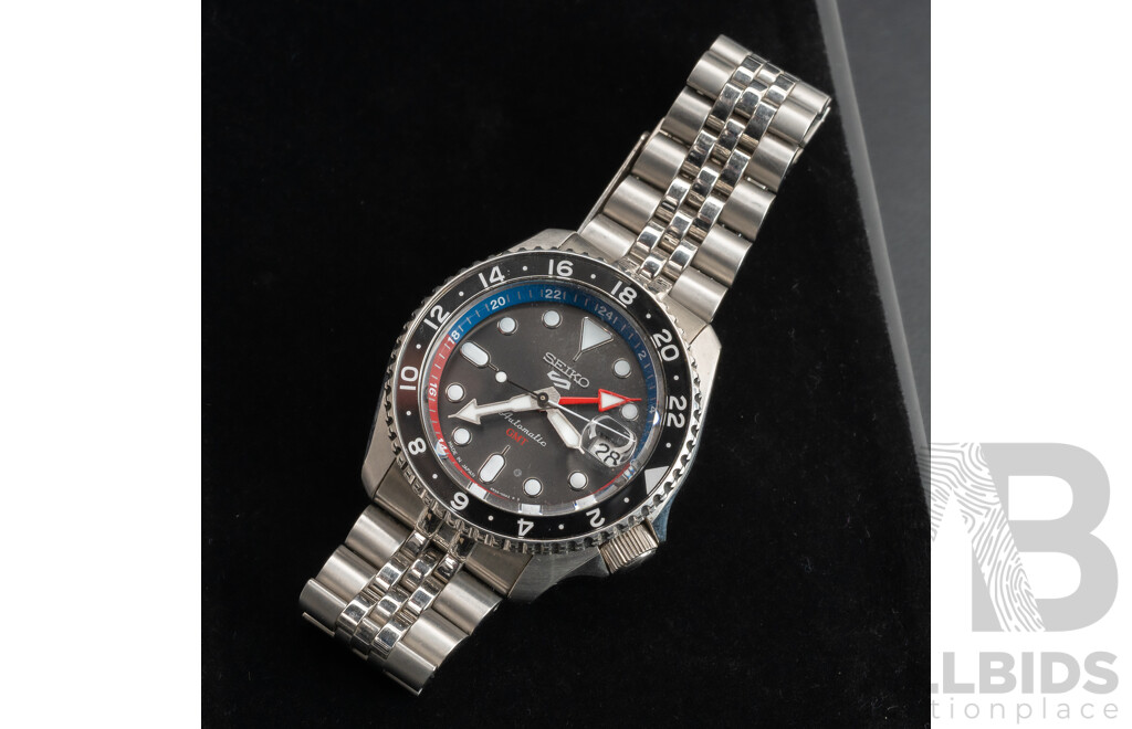 Seiko Automatic GMT 4R34-00F0 Mens Watch