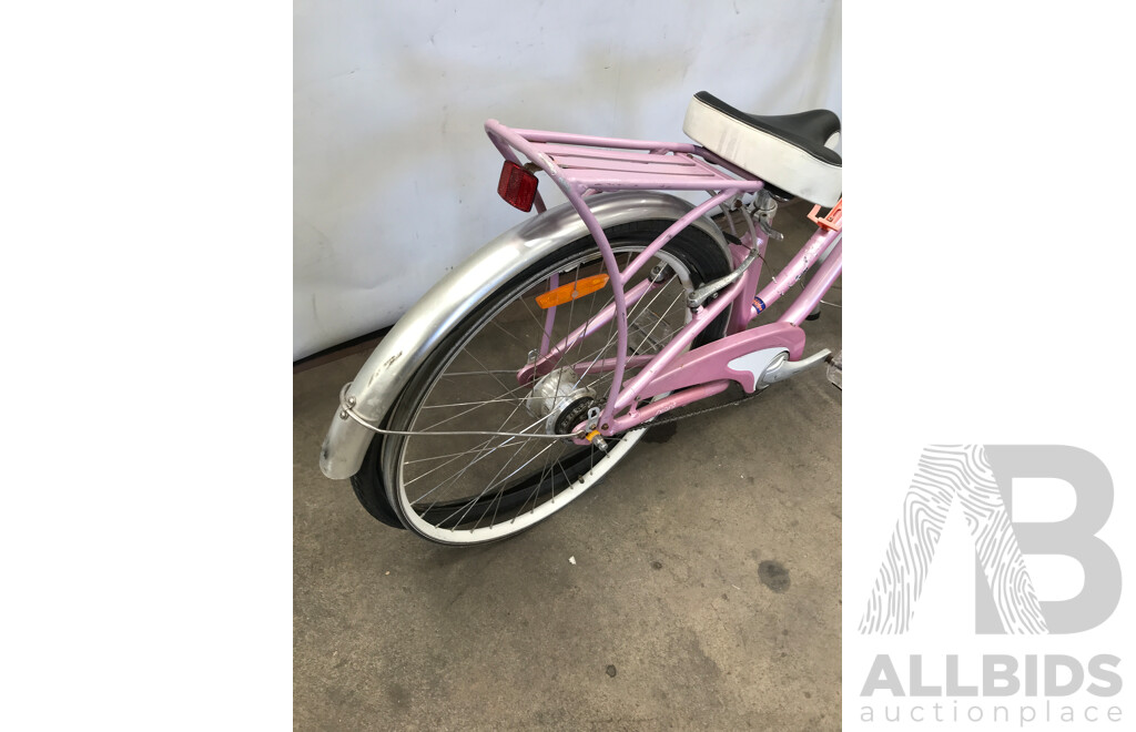 Suede Bike Frame with Single Rear Tyre