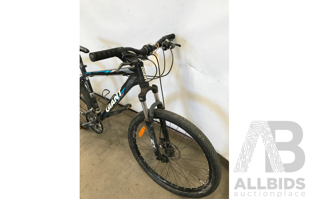 Giant ATX 21 Speed Mountain Bike