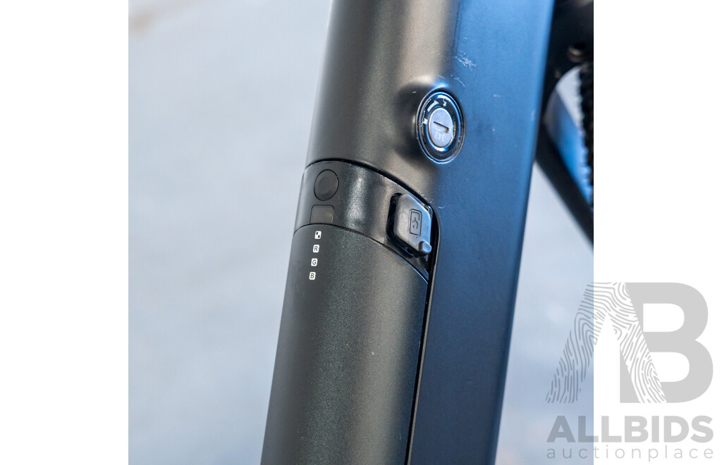 Lekker Amsterdam Single Speed Electric Bike