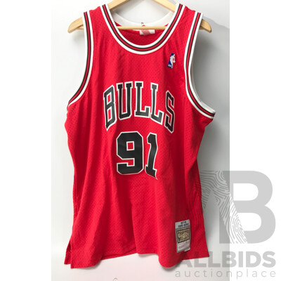 Mitchell & Ness Chicago Bulls - Dennis Rodman 1997-1998 Away Jersey (Size: 2XL)