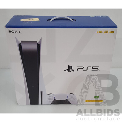 Sony (CFI-1202A) 825GB PlayStation 5 (PS5) Disc Edition *Brand New