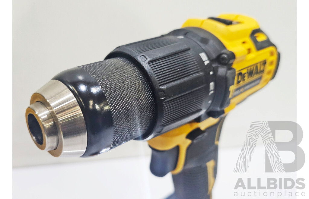 DeWalt (DCD709P1) Brushless 18V Hammer Drill Driver