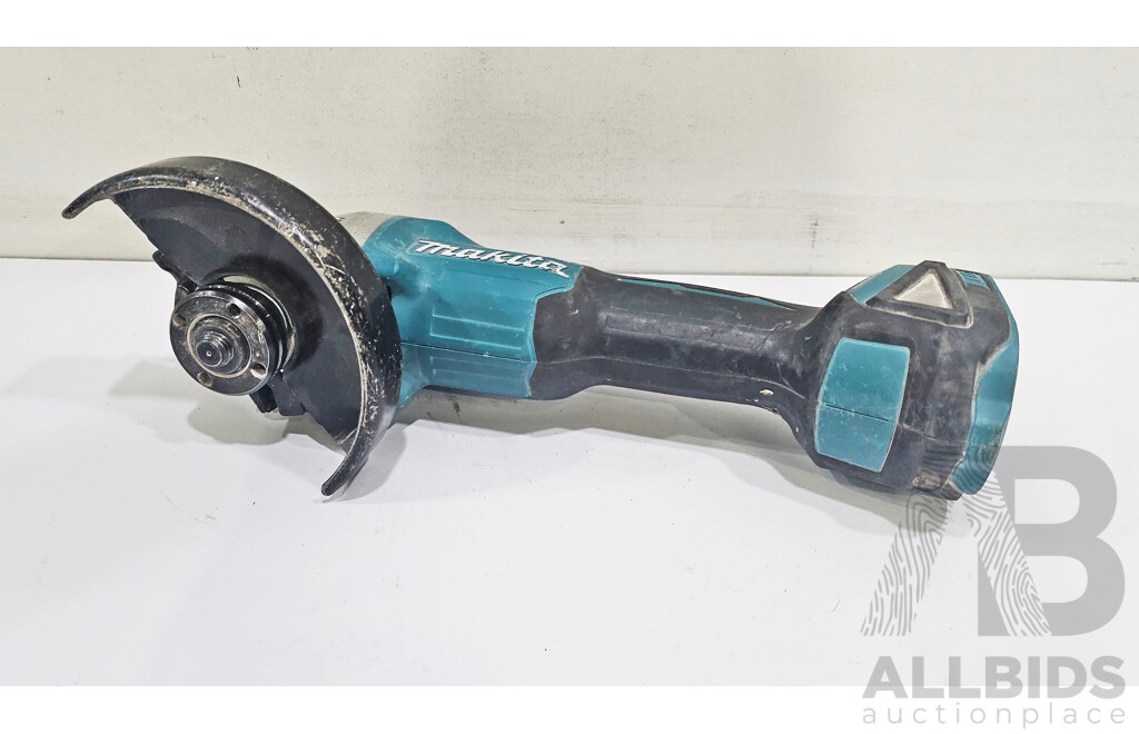Makita (DGA504) 18V Mobile Brushless 125mm Slide Switch Angle Grinder
