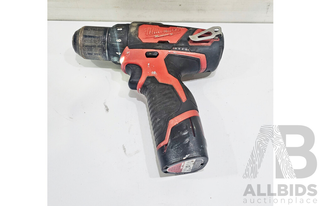 Milwaukee (M12BDD) Sub Compact Drill Driver