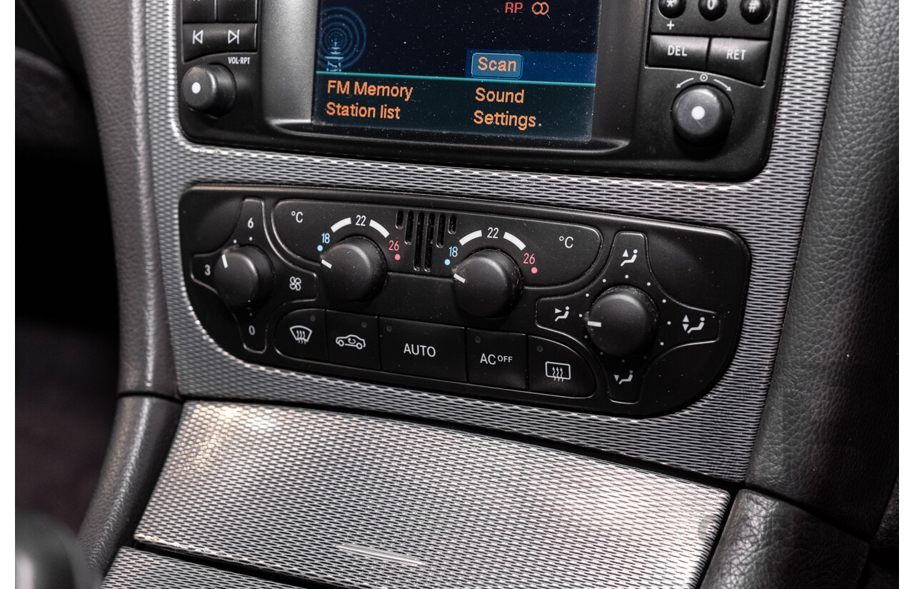 3/2004 Mercedes-Benz Clk320 Avantgarde A209 2d Cabriolet Tanzanite Blue Metallic V6 3.2L