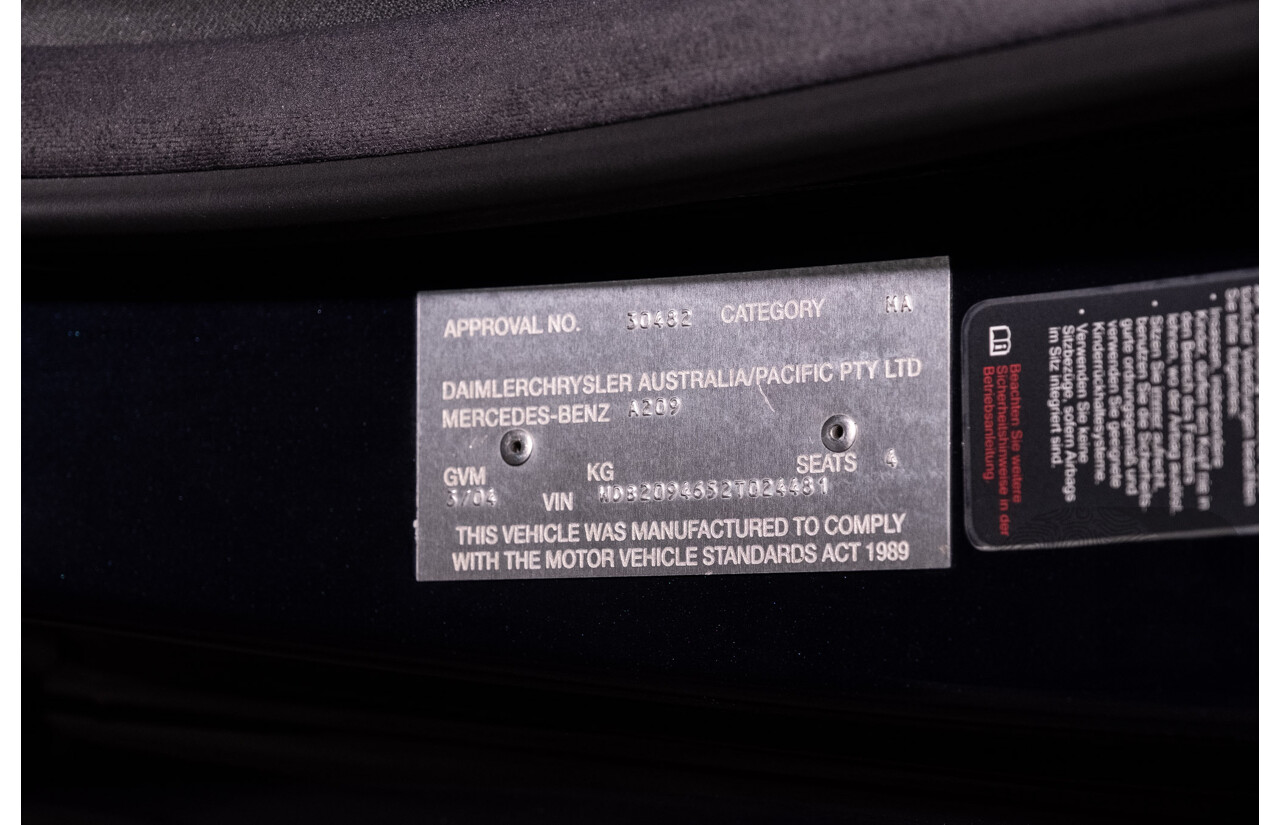 3/2004 Mercedes-Benz Clk320 Avantgarde A209 2d Cabriolet Tanzanite Blue Metallic V6 3.2L