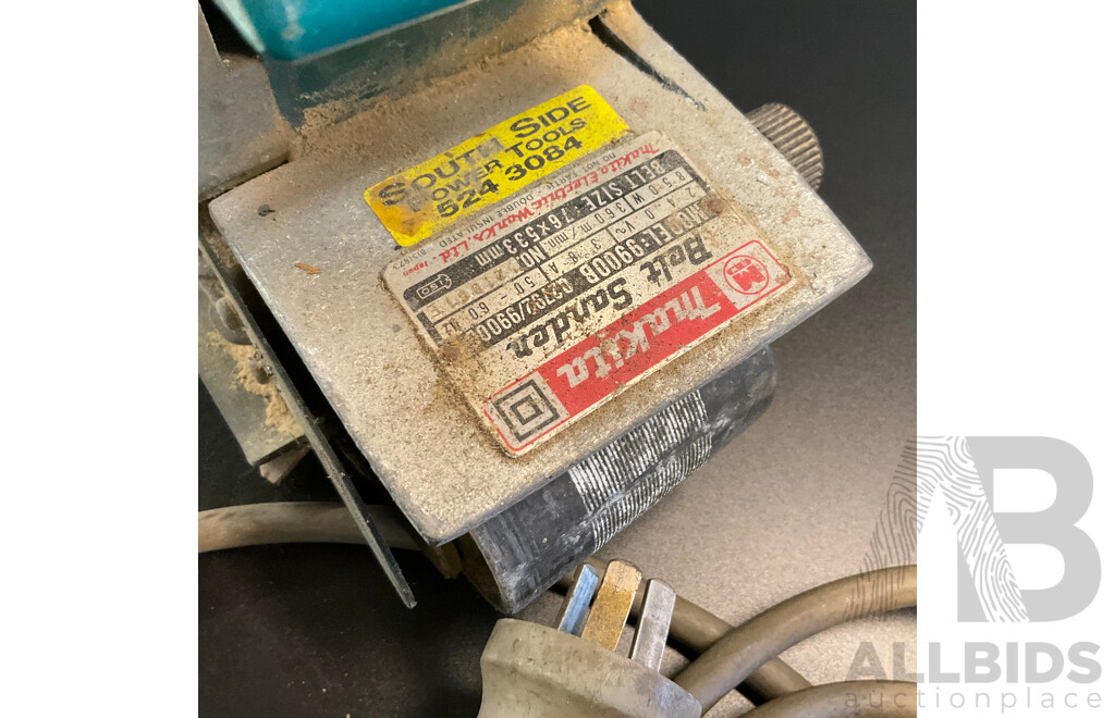 Makita Corded 5740NB Circular Saw & UC3520A 800W Electric Chainsaw & 9900B Belt Sander