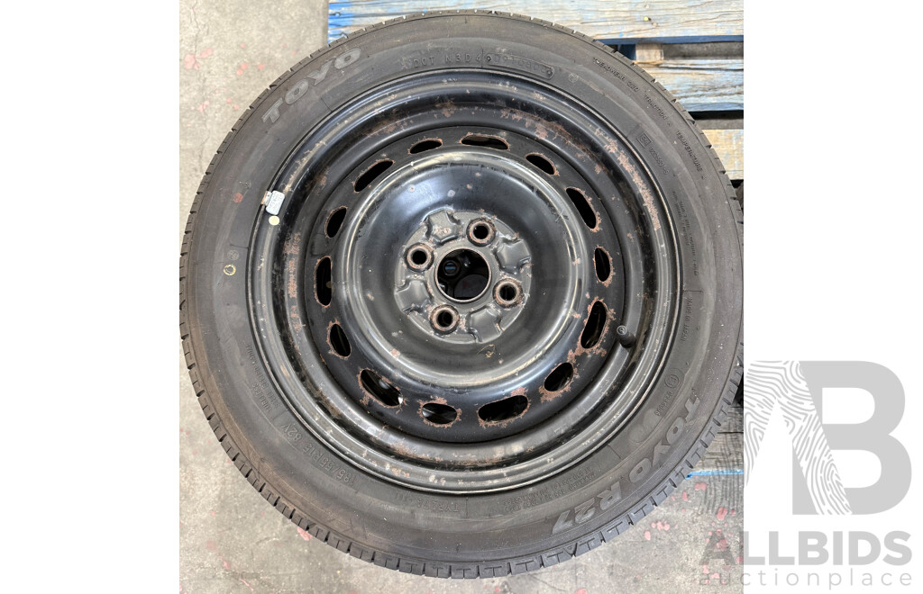 TOYO R27 185/55 R15 Tyres