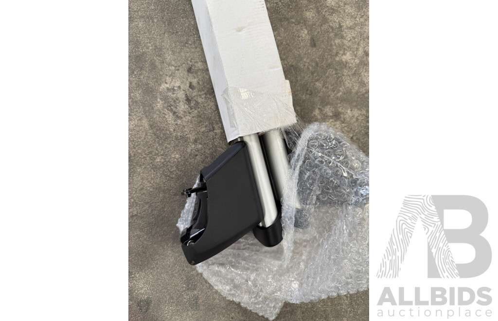 Audi Roof Luggage Carrier Cross Rail ( 4M8.860.019) Fits Q8, RSQ8, SQ8