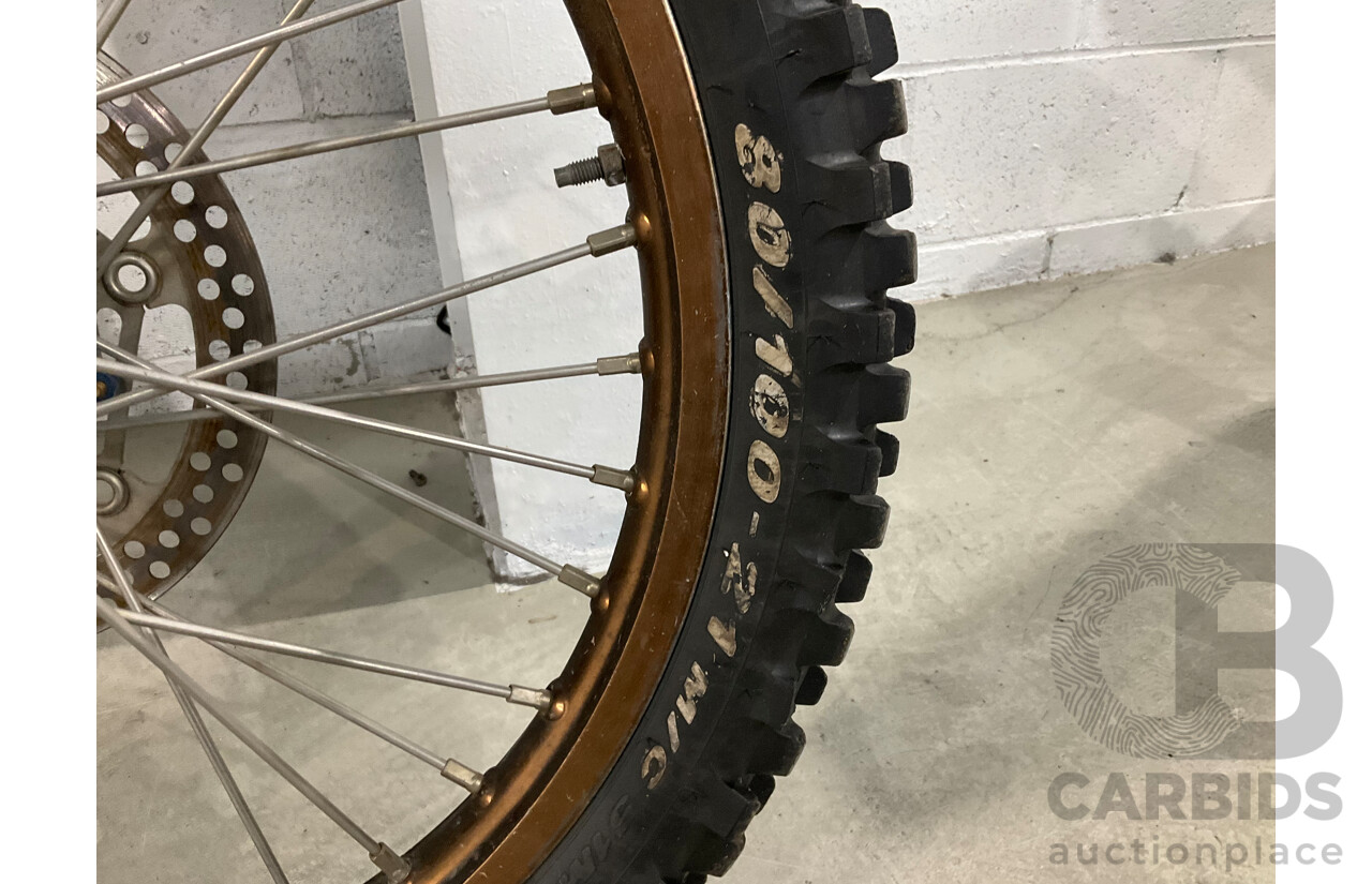 2006 Yamaha YZ450F  Dirt Bike