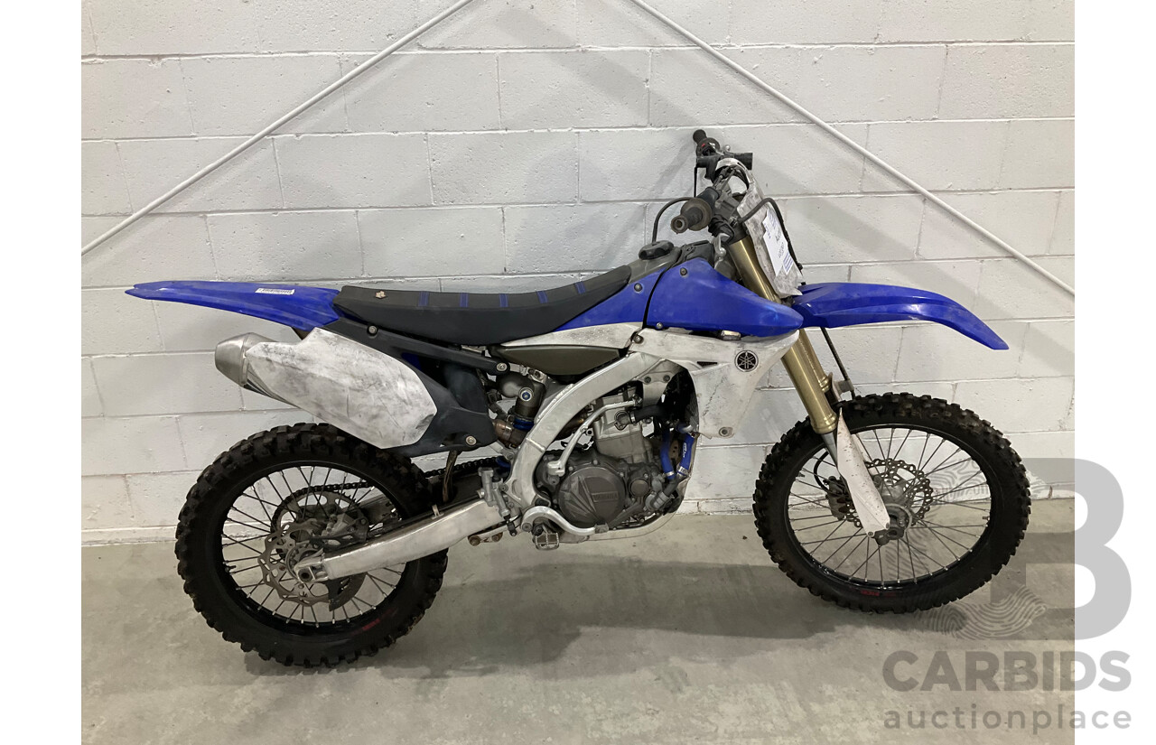 2012 Yamaha YZ450 Dirt Bike