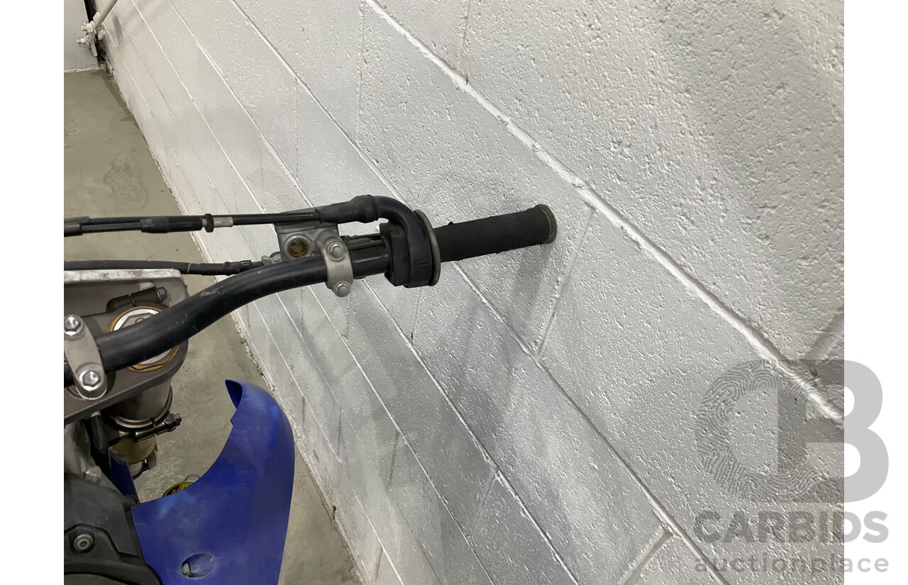 2012 Yamaha YZ450 Dirt Bike