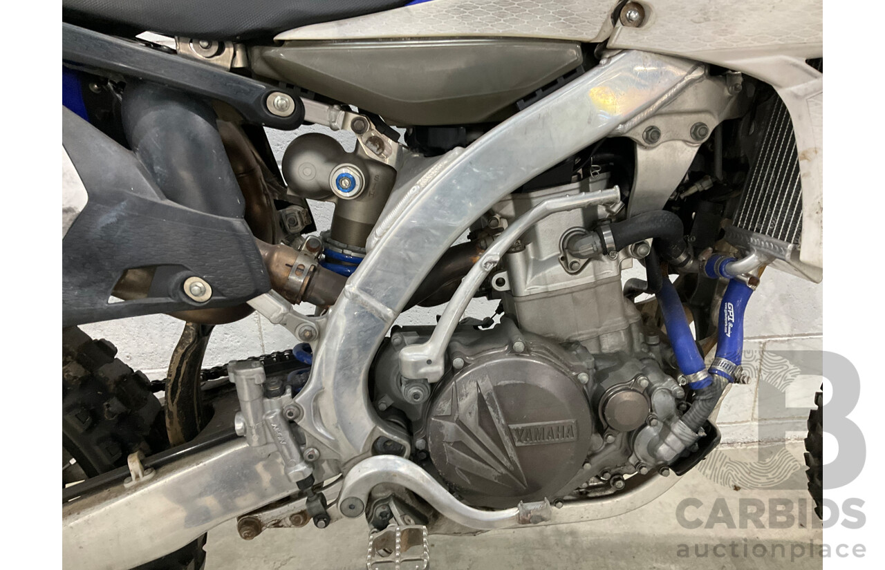 2012 Yamaha YZ450 Dirt Bike