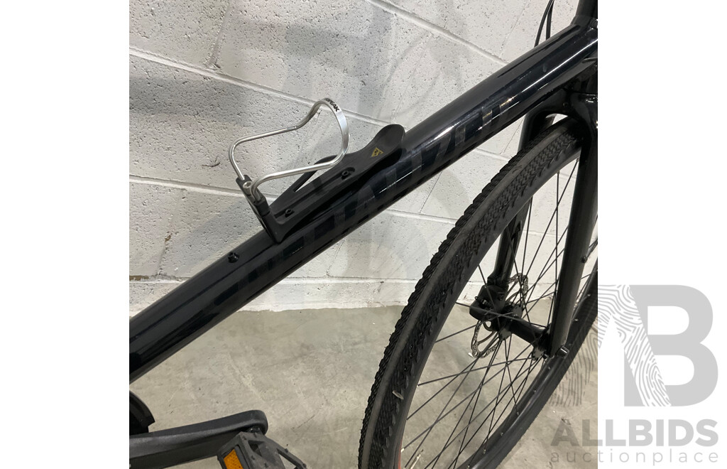 SPECIALIZED Sirrus Bike - Size XL