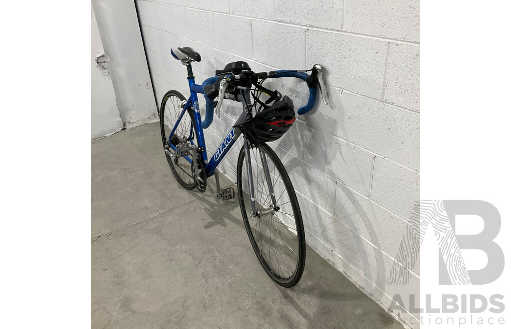 Giant OCR2 Road Bike - Blue/Silver