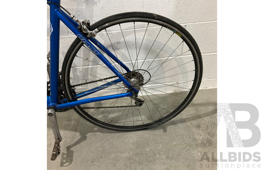 Giant OCR2 Road Bike - Blue/Silver