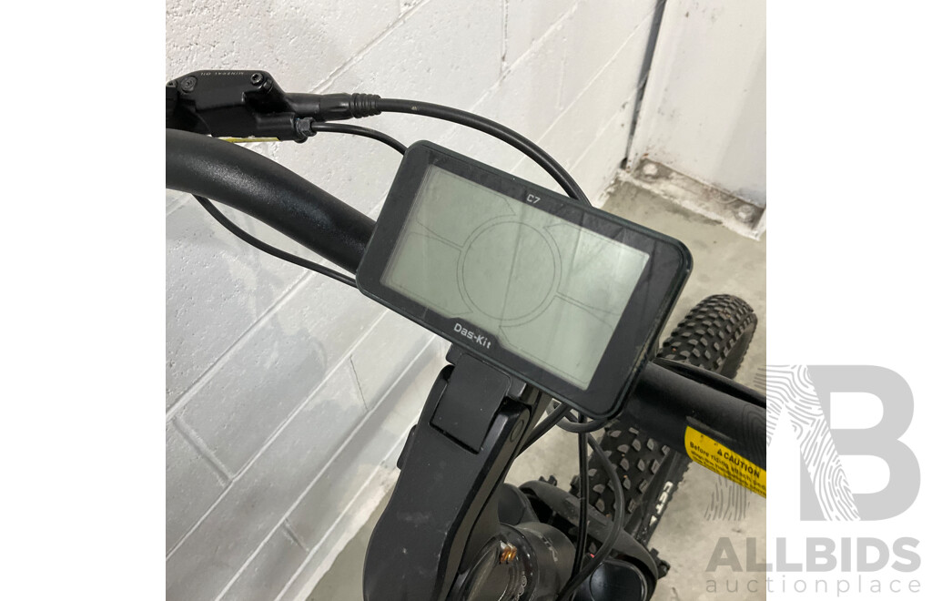 NCM Venice Plus E-Bike - Size 28