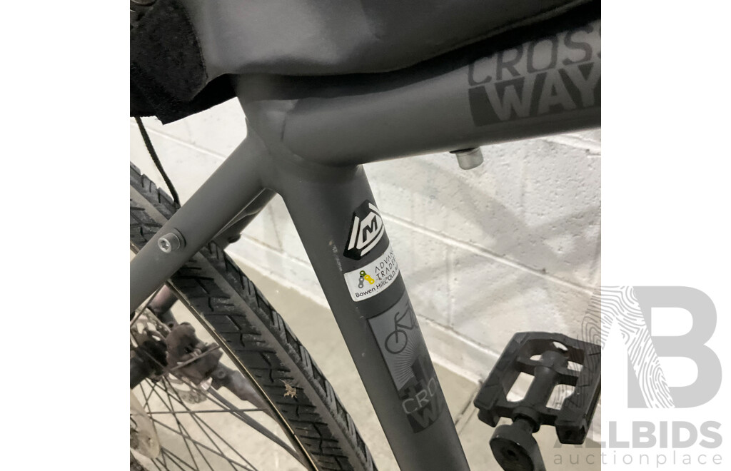 Merida Cross Way Bike - Size M - Dark Grey