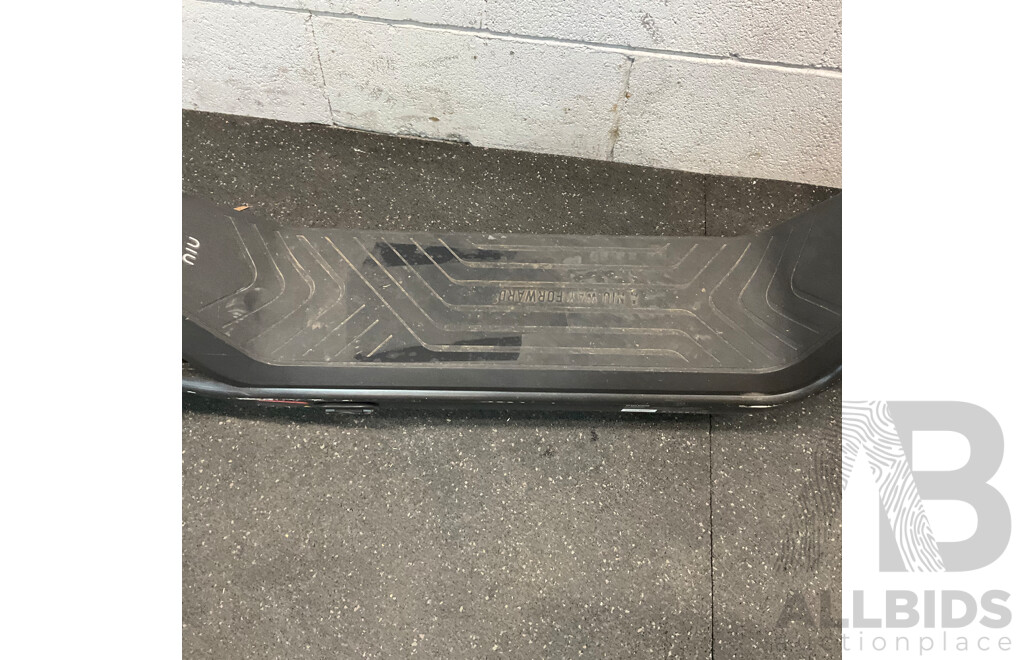 NIU Kick Scooter KQi3 Sport