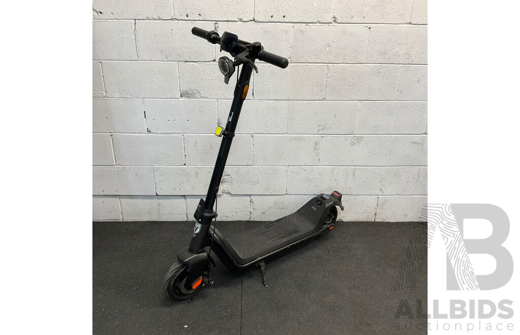 NIU Kick Scooter KQi3 Sport