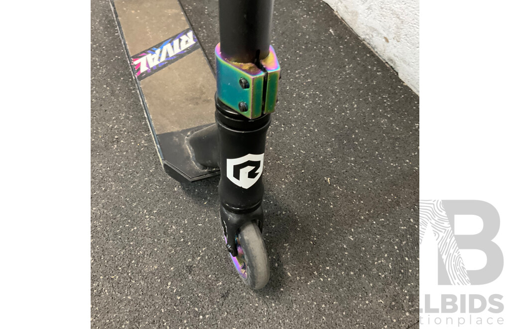 RIVAL Pro-Series Scooter