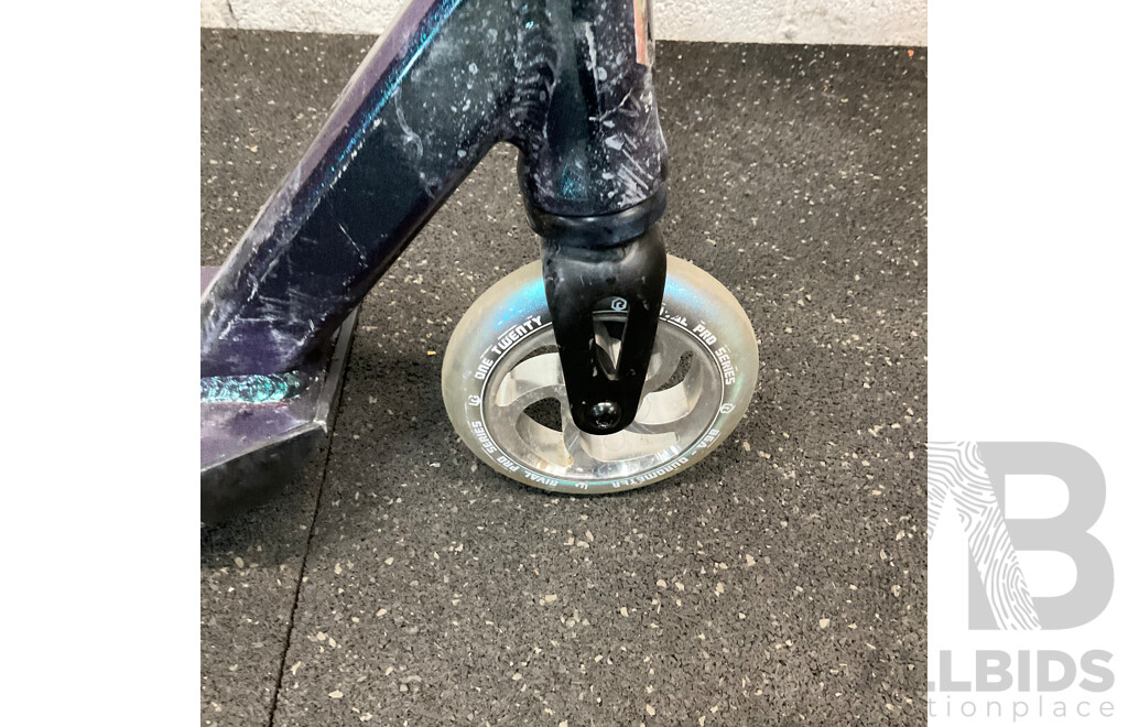 RIVAL Pro-Series Scooter