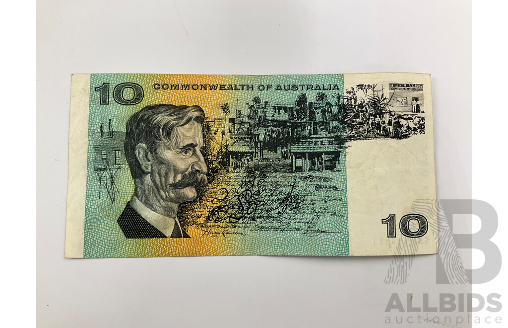 Australian 1967 Ten Dollar Note R302 Coombs/Randall, SEJ 693583