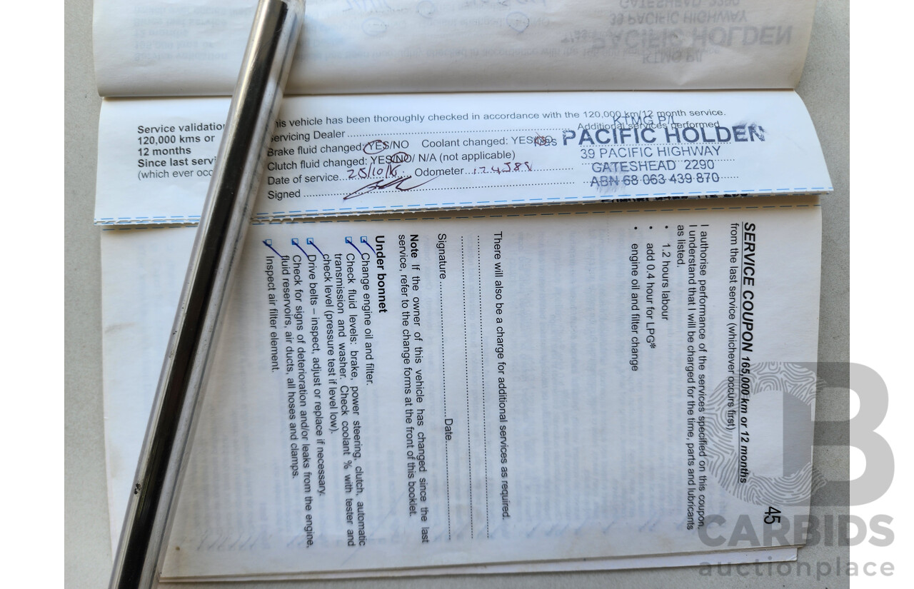 5/2010 Holden Commodore International VE MY10 4d Sedan Gold 3.0L