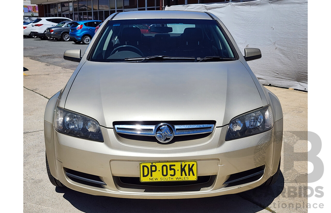 5/2010 Holden Commodore International VE MY10 4d Sedan Gold 3.0L