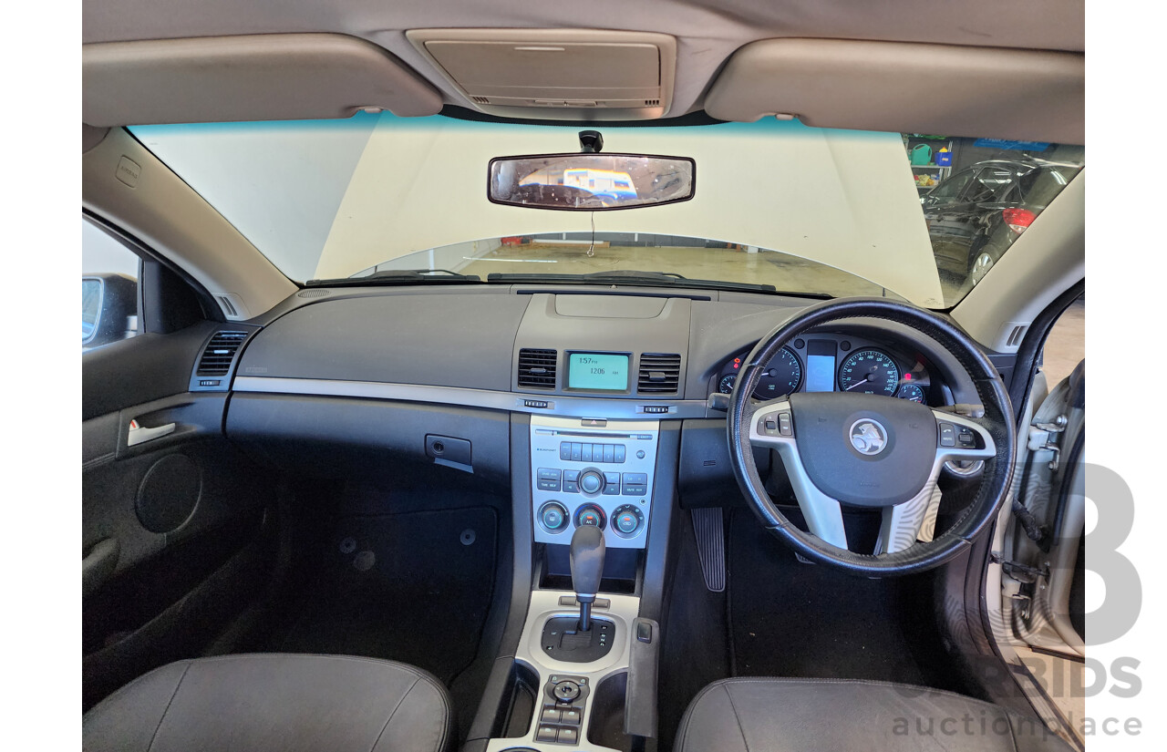 5/2010 Holden Commodore International VE MY10 4d Sedan Gold 3.0L