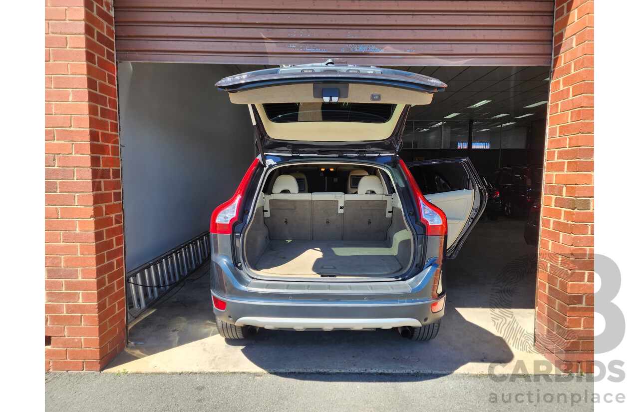 12/2009 Volvo Xc60 3.2 DZ MY10 4d Wagon Grey 3.2L