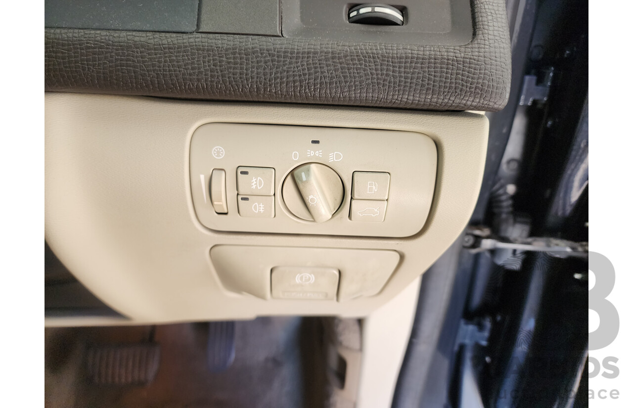 12/2009 Volvo Xc60 3.2 DZ MY10 4d Wagon Grey 3.2L