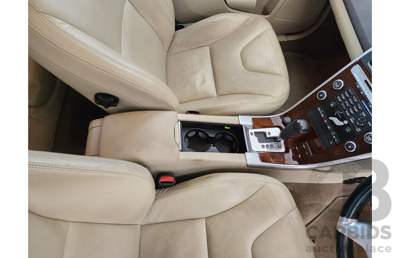 12/2009 Volvo Xc60 3.2 DZ MY10 4d Wagon Grey 3.2L