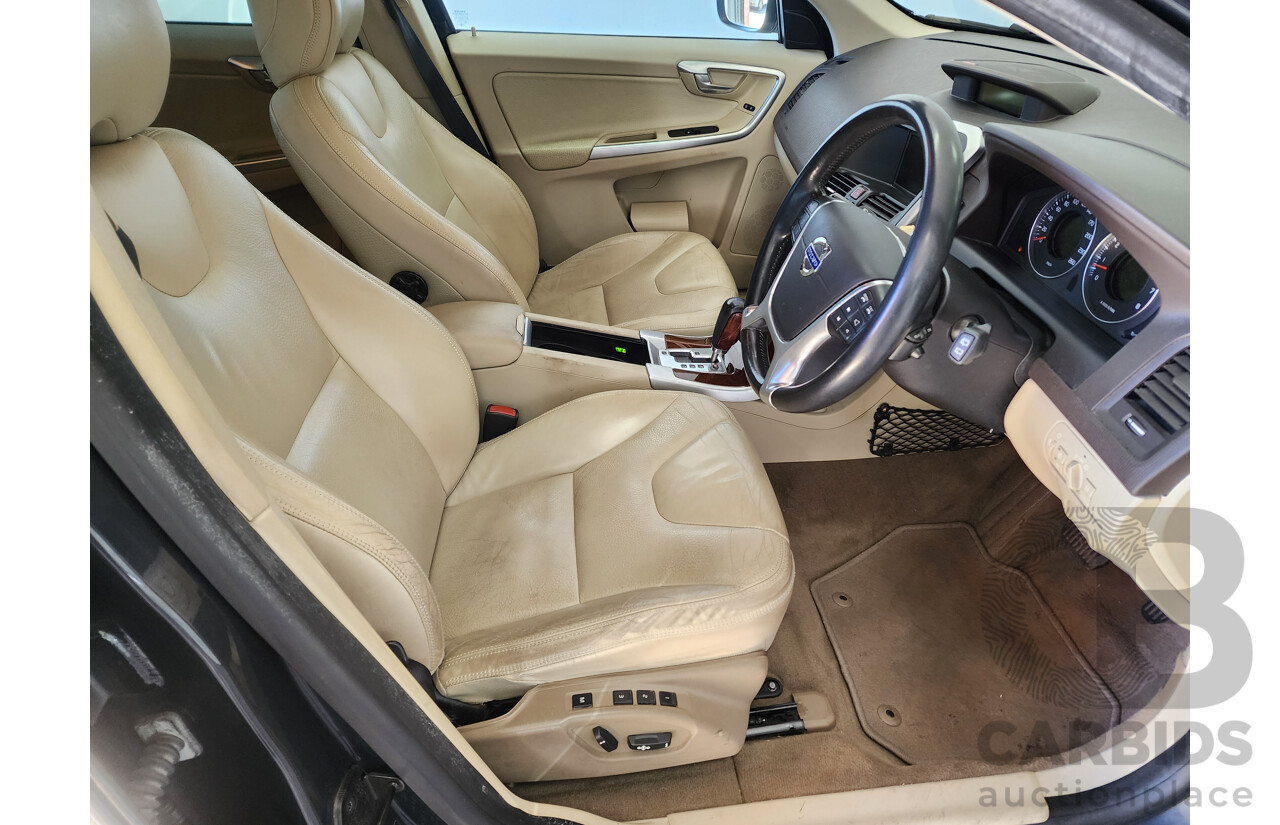 12/2009 Volvo Xc60 3.2 DZ MY10 4d Wagon Grey 3.2L