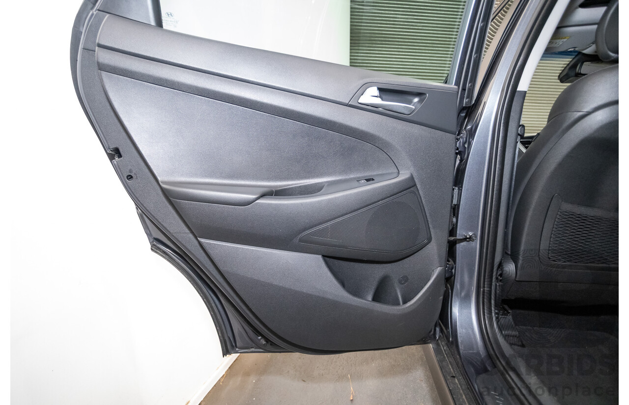 7/2016 Hyundai Tucson Highlander (AWD) TLe 4d Wagon Pepper Grey Metallic Turbo 1.6L