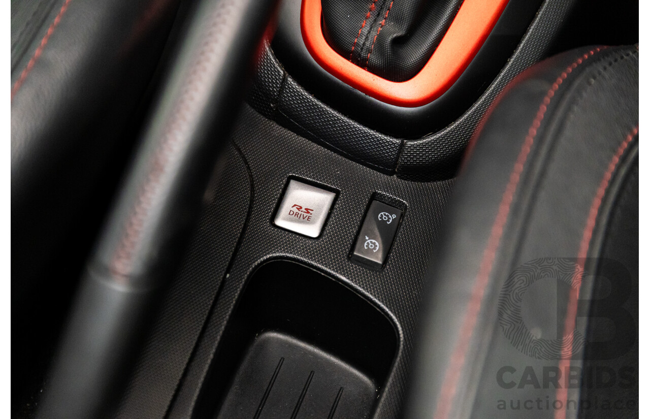 9/2014 Renault Clio RS 200 Sport X98 5d Hatchback Deep Black Metallic Turbo 1.6L